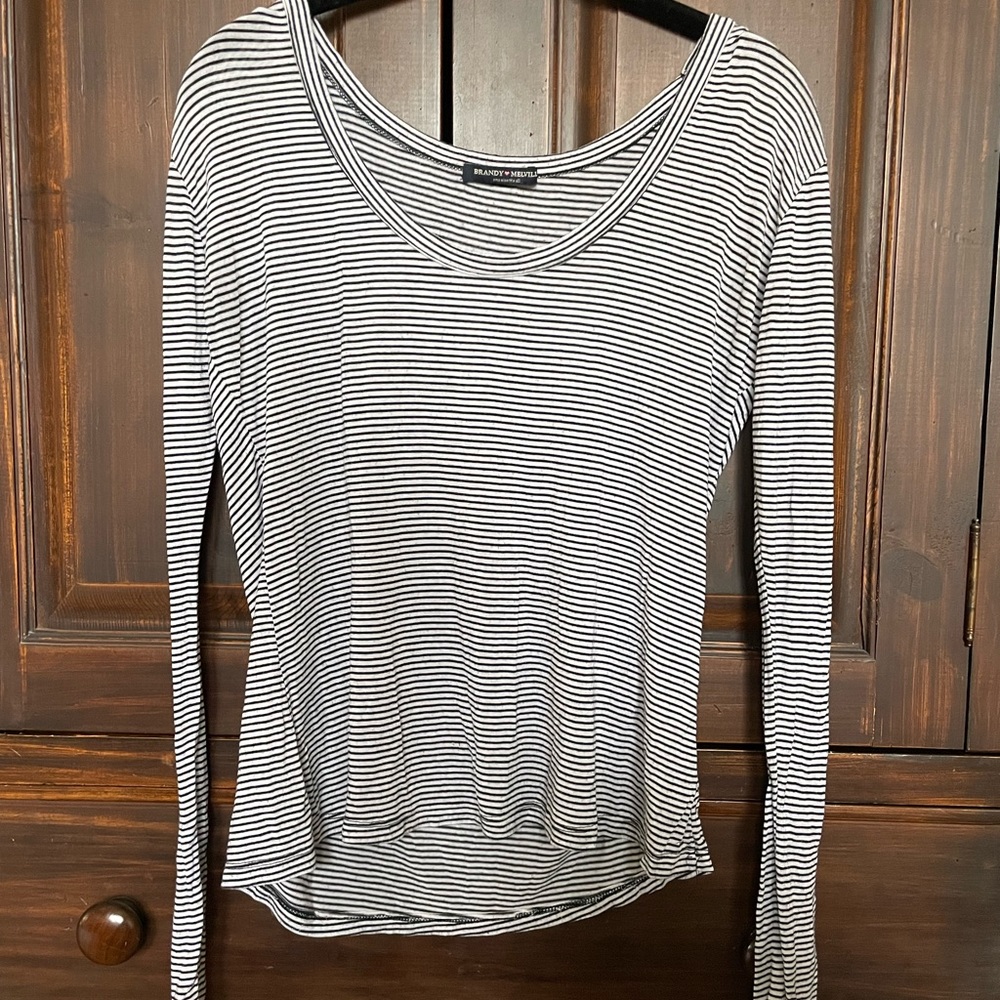 Brandy Melville Long Sleeve Top